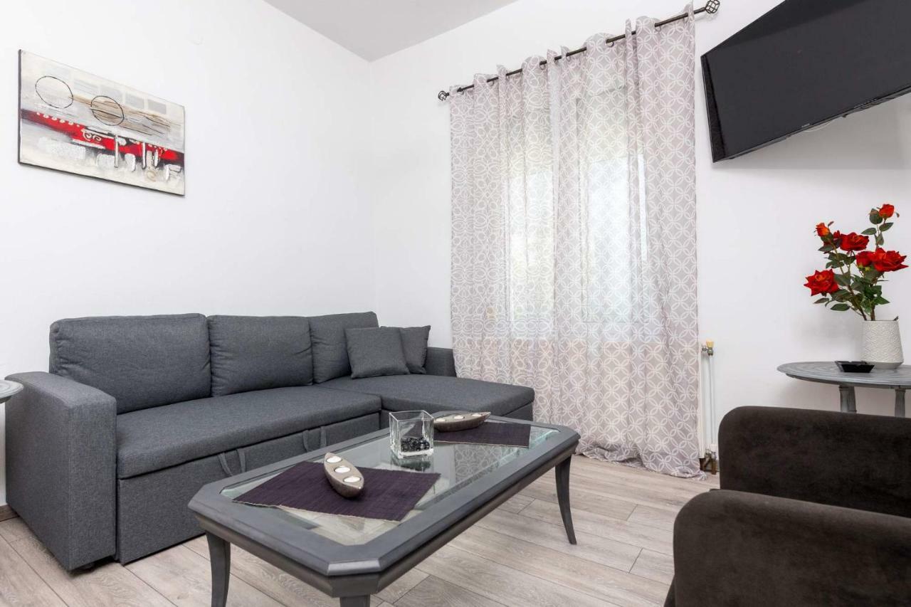 Anastasia'S Apartment Liménasz Kültér fotó